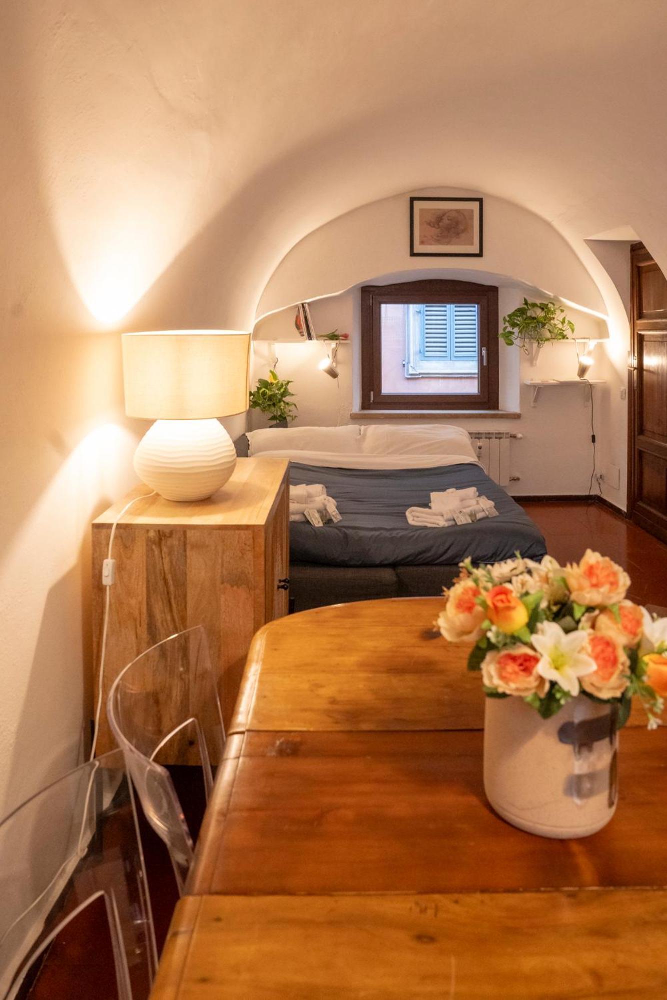 Arco Del Calidarium - Pantheon Apartment Rome Exterior photo